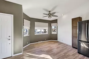 636 Grant St, Fort Atkinson, WI 53538 - Photo 9