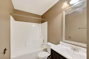 636 Grant St, Fort Atkinson, WI 53538 - Photo 25