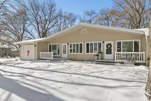 400-402 Estate Ln, Stoughton, WI 53589 - Photo 27