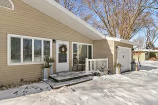 400-402 Estate Ln, Stoughton, WI 53589 - Photo 25