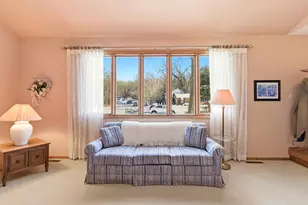 816 Woodview Dr, Sun Prairie, WI 53590 - Photo 13