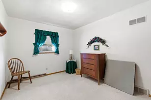 816 Woodview Dr, Sun Prairie, WI 53590 - Photo 43