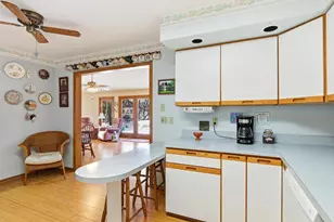 816 Woodview Dr, Sun Prairie, WI 53590 - Photo 25