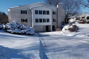 1518 Golf View Rd, Madison, WI 53704 - Photo 7