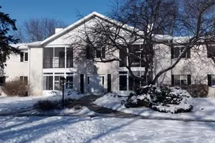 1518 Golf View Rd, Madison, WI 53704 - Photo 3