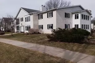 1518 Golf View Rd, Madison, WI 53704 - Photo 1