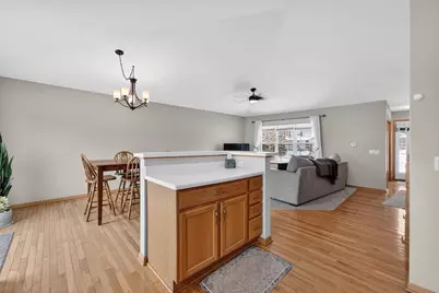 5475 Quarry Hill Drive, Fitchburg, WI 53711 - Photo 11