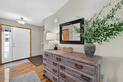 5475 Quarry Hill Drive, Fitchburg, WI 53711 - Photo 5