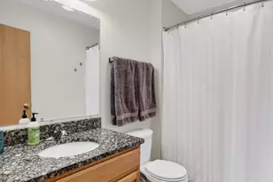 5475 Quarry Hill Dr, Fitchburg, WI 53711 - Photo 17