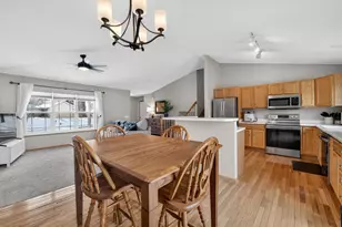 5475 Quarry Hill Dr, Fitchburg, WI 53711 - Photo 9