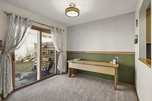 928 Hemlock Dr, Verona, WI 53593 - Photo 7