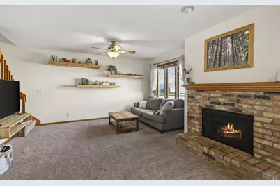 928 Hemlock Drive, Verona, WI 53593 - Photo 3