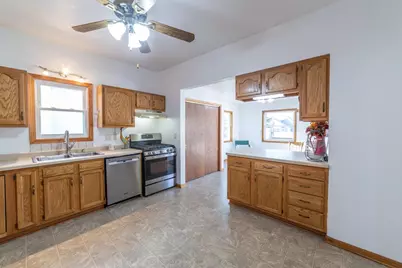 217 Williams Street, Cambria, WI 53923 - Photo 9