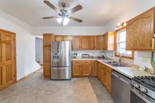 217 Williams St, Cambria, WI 53923 - Photo 7