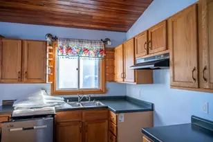 410 N Kilbourn Ave, Tomah, WI 54660 - Photo 5