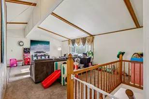 1526 Manor Dr, Janesville, WI 53548 - Photo 7