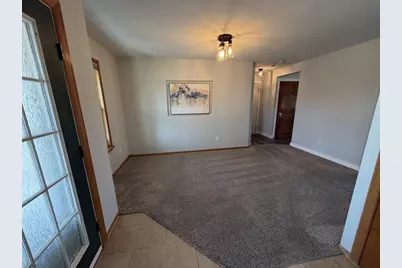 237 Royal Ridge Drive, Oconomowoc, WI 53066 - Photo 11