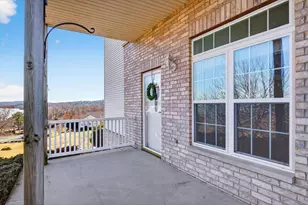 W11558 Island View Ct, Lodi, WI 53555 - Photo 7