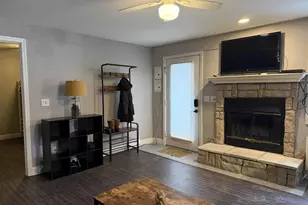 530 E Hiawatha Dr, Wisconsin Dells, WI 53965 - Photo 5