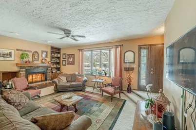 52 S Martin Road, Janesville, WI 53545 - Photo 7