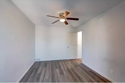 521 East Bluff, Madison, WI 53704 - Photo 35