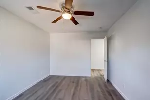 521 East Bluff, Madison, WI 53704 - Photo 31