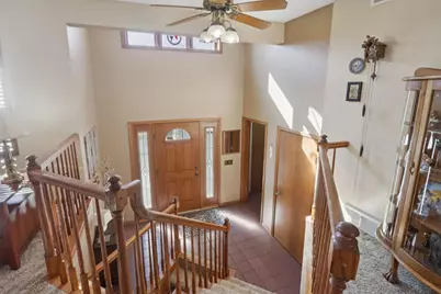 1606 Manchester Crossing, Waunakee, WI 53597 - Photo 5