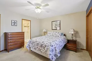 1606 Manchester Crossing, Waunakee, WI 53597 - Photo 25