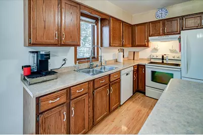 400 Old Indian Trail, DeForest, WI 53532 - Photo 17