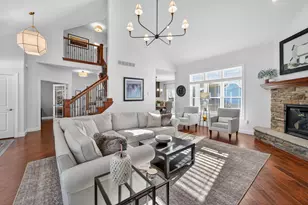 2014 Cardinal Way, Waunakee, WI 53597 - Photo 7