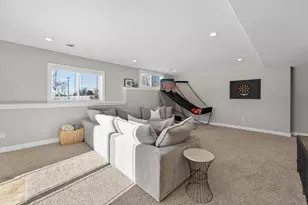 2014 Cardinal Way, Waunakee, WI 53597 - Photo 43