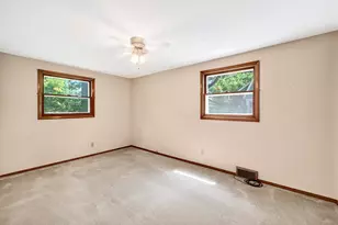 2813 Regent St, Madison, WI 53705 - Photo 29