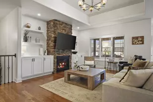 820 Lynn St, Waunakee, WI 53597 - Photo 9