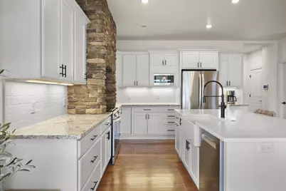 820 Lynn Street, Waunakee, WI 53597 - Photo 13