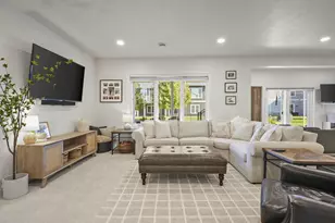 820 Lynn St, Waunakee, WI 53597 - Photo 37