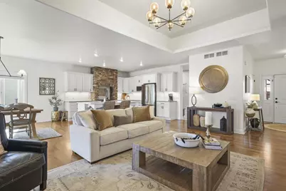 820 Lynn Street, Waunakee, WI 53597 - Photo 7