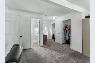 914 S 35th Street, Manitowoc, WI 54220 - Photo 13