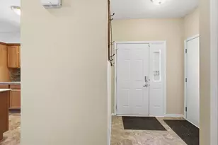 2964 Kentville Dr, Sun Prairie, WI 53590 - Photo 3