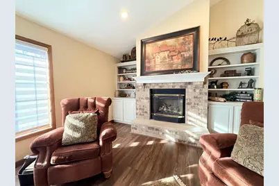 105 Oak Springs Circle, DeForest, WI 53532 - Photo 9