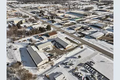 2820-2834 S Bartells Drive, Beloit, WI 53511 - Photo 3