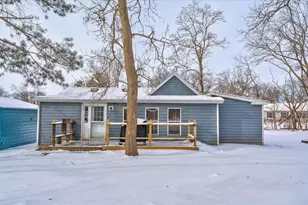 423 Cross St, Poynette, WI 53955 - Photo 7