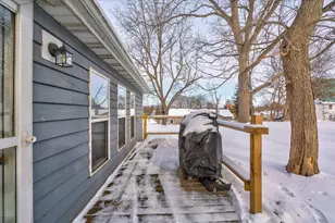 423 Cross St, Poynette, WI 53955 - Photo 11