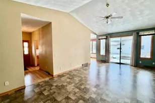 4230 Greenbriar Dr, Janesville, WI 53546 - Photo 15