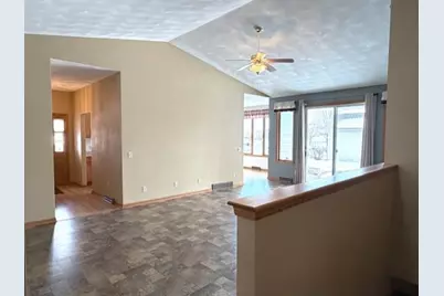 4230 Greenbriar Drive #5, Janesville, WI 53546 - Photo 43