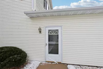 1608 Commonwealth Drive, Fort Atkinson, WI 53538 - Photo 5