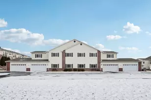 1608 Commonwealth Dr, Fort Atkinson, WI 53538 - Photo 3