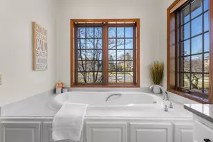 1501 Beechwood Cir, Middleton, WI 53562 - Photo 27