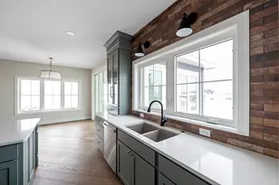 1401 Atlas Trail, Waunakee, WI 53597 - Photo 5