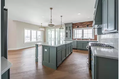 1401 Atlas Trail, Waunakee, WI 53597 - Photo 11