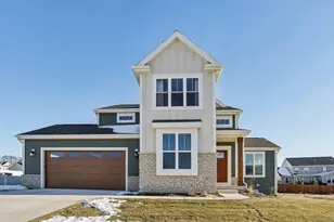 546 Buss Rd, Cottage Grove, WI 53527 - Photo 3